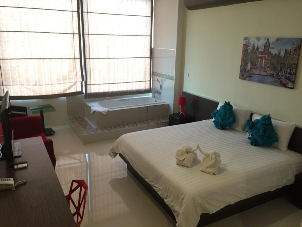 The Rich Hotel Ubonratchathani Ubon Ratchathani Zimmer foto